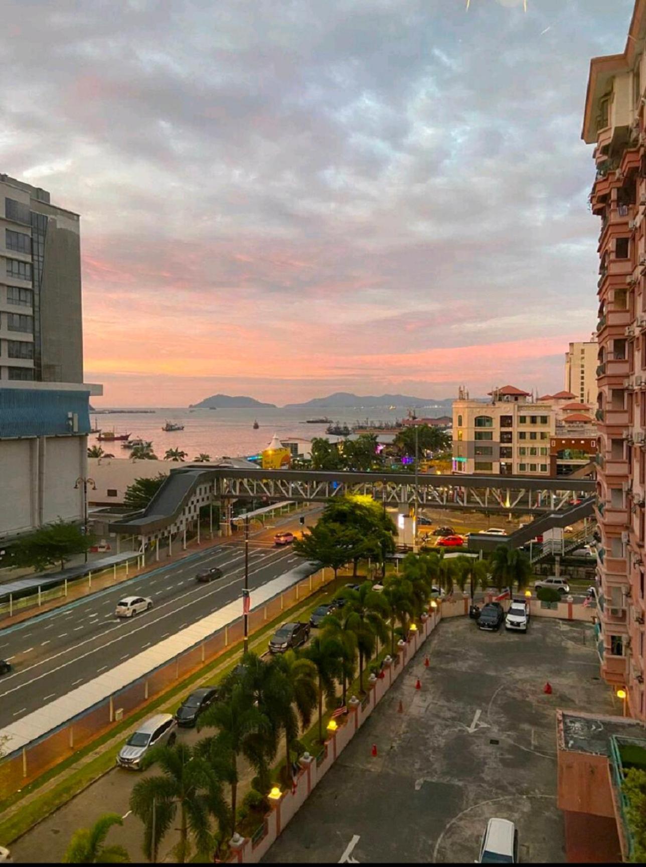 Jj Homes Marina Court Kota Kinabalu Extérieur photo